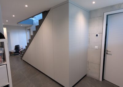 Treppenschrank 2025 - Grütter AG, Schreinerei & Küchenbau, Grasswil